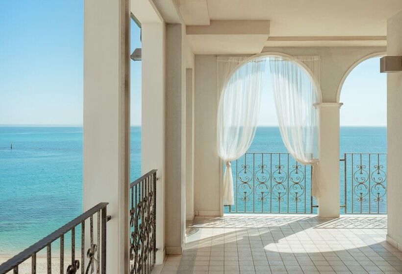 Life Hotel Seaview & Spa