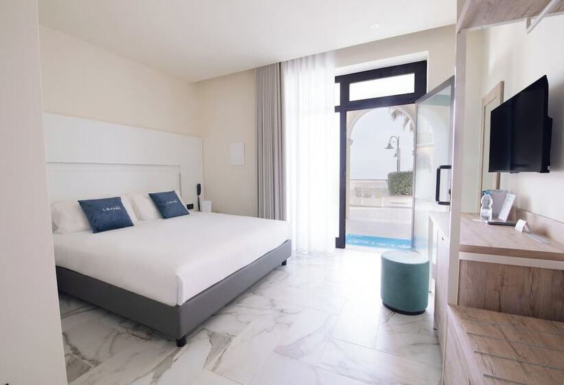 Life Hotel Seaview & Spa