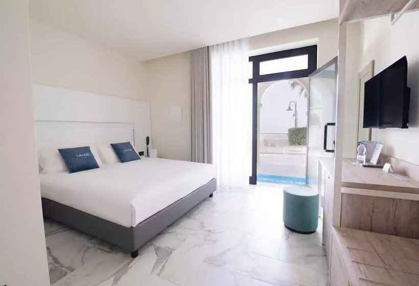 Life Hotel Seaview & Spa