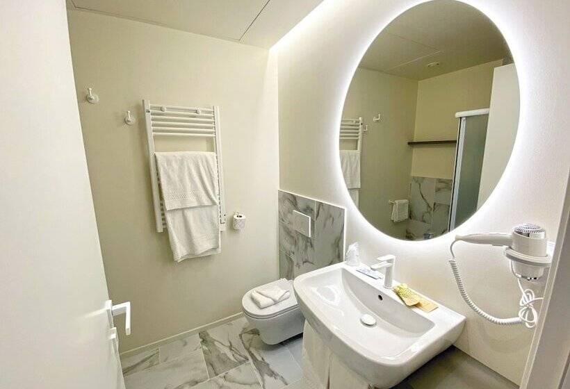 Life Hotel Seaview & Spa