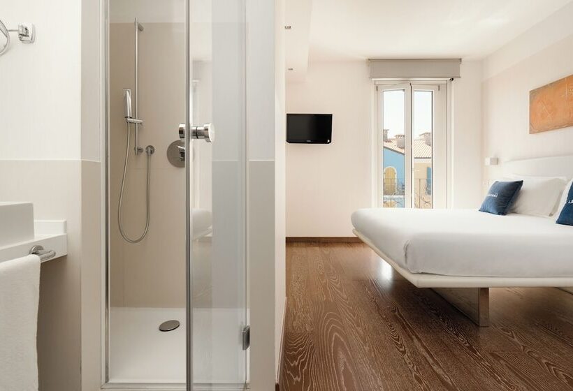 Life Hotel Seaview & Spa