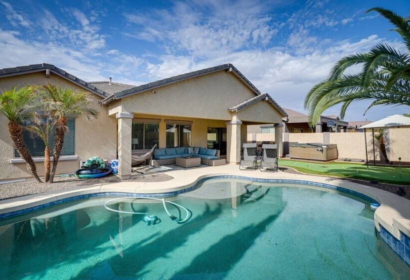 Luxe Surprise Home: Pool, Putting Green & Hot Tub!