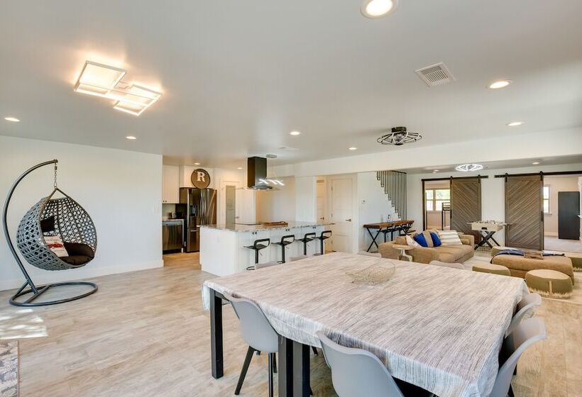 Mckinney Ranch Home W/ Patios + Lake View!