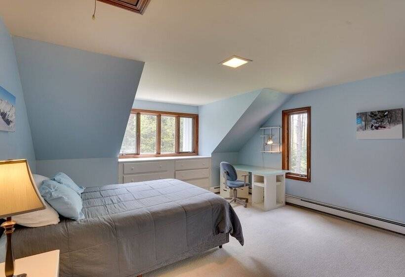 Mendon Home W/ Hot Tub, Fire Pit & Near Skiing!