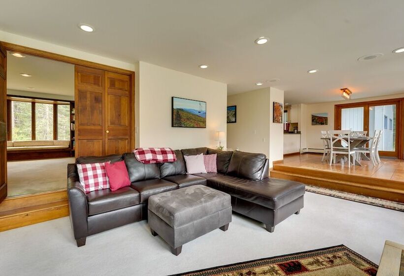 Mendon Home W/ Hot Tub, Fire Pit & Near Skiing!