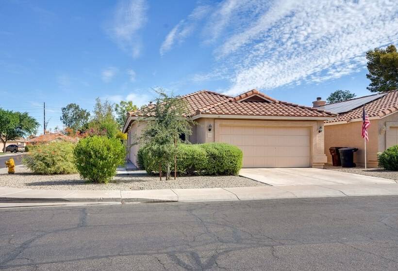 Modern Peoria Home W/ Pool Access & Private Yard!