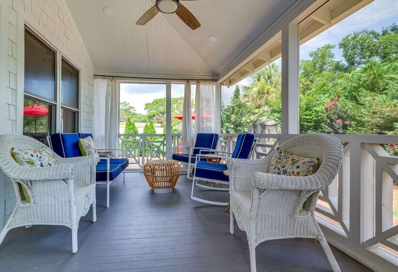 Pensacola Paradise: Furnished Deck & Gas Grill!