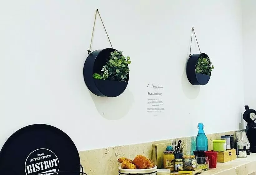 Majatalo 7 Rue Cherche Midi