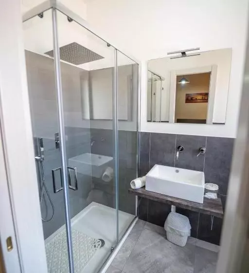 ペンション Four Winds B&b