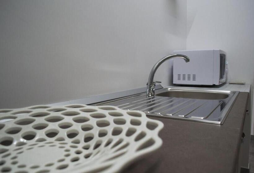 پانسیون Four Winds B&b