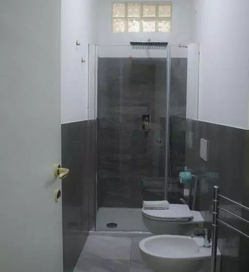 ペンション Four Winds B&b