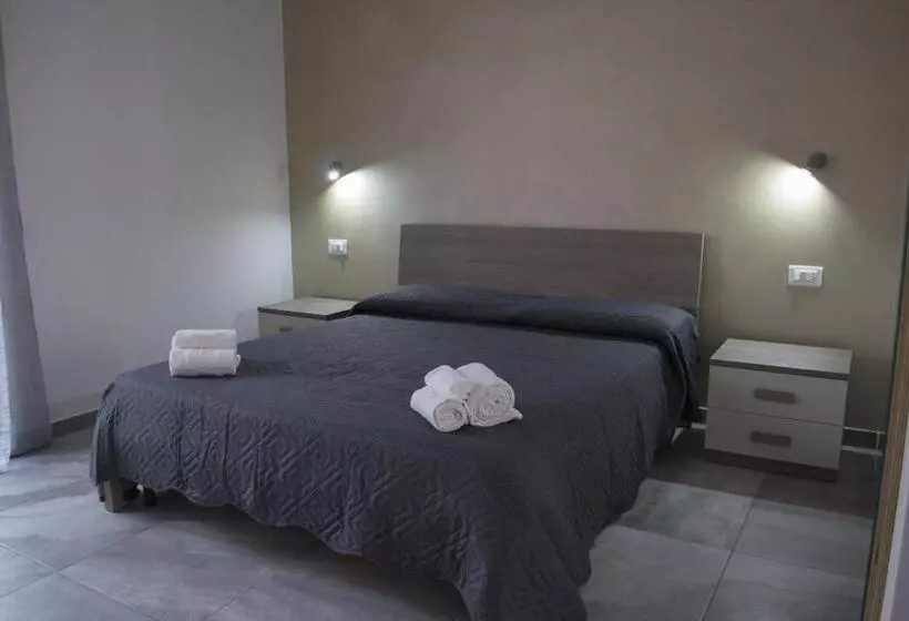 ペンション Four Winds B&b