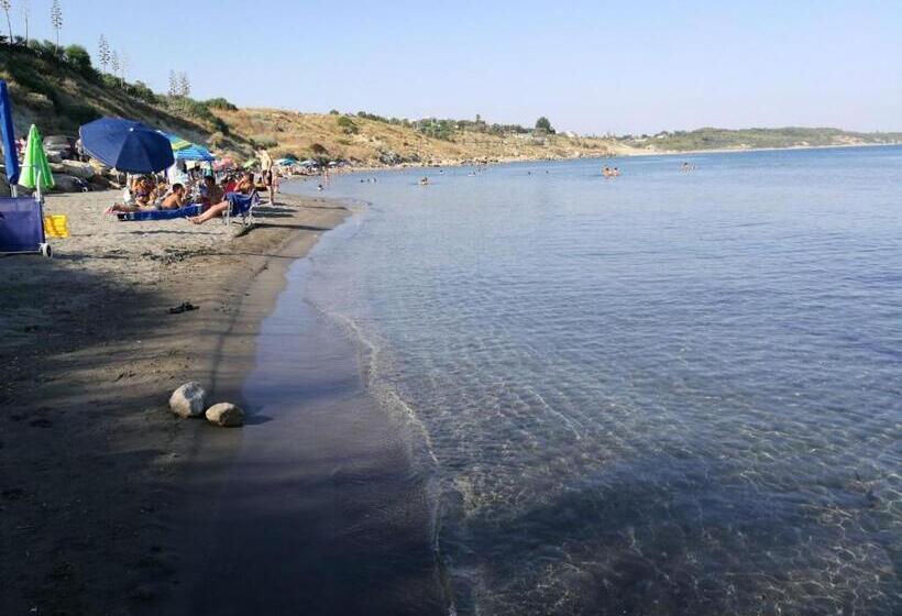 پانسیون Four Winds B&b