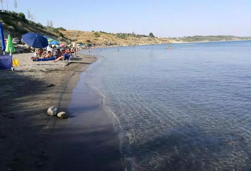 ペンション Four Winds B&b