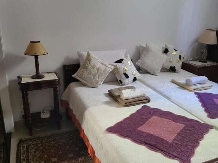 پانسیون Sintra Lousa