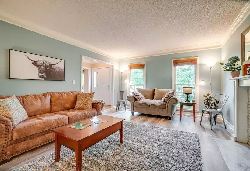 Pet Friendly Franklin Home ~ 21 Mi To Nashville!