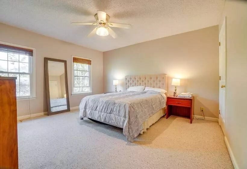 Pet Friendly Franklin Home ~ 21 Mi To Nashville!