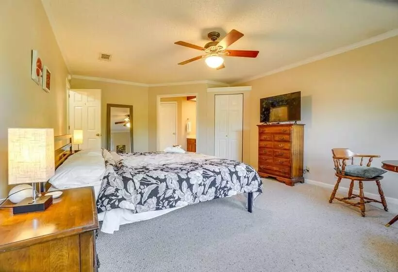 Pet Friendly Franklin Home ~ 21 Mi To Nashville!
