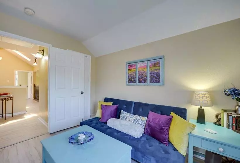 Pet Friendly New Braunfels Home W/ Game Room!