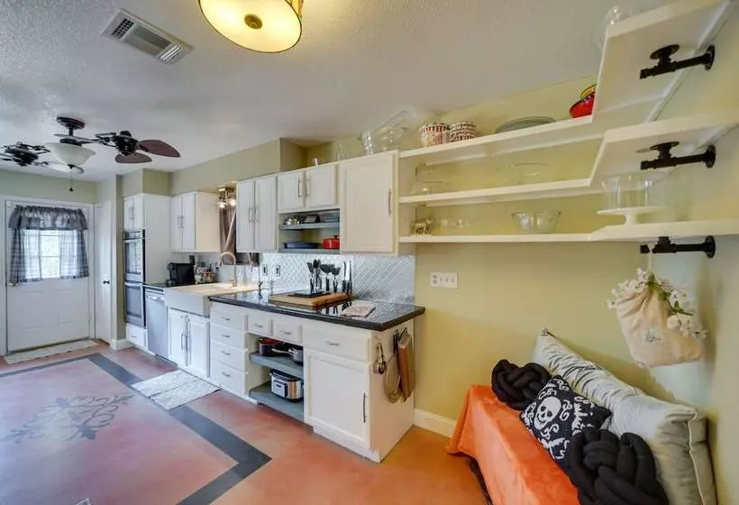 Pet Friendly New Braunfels Home W/ Game Room!