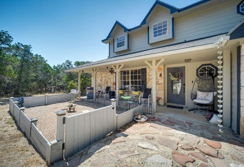 Pet Friendly New Braunfels Home W/ Game Room!