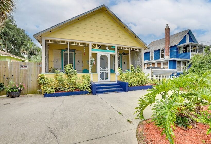 Pet Friendly St Augustine Home: Steps To Downtown!