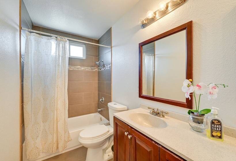 Spring Valley Family Home: 13 Mi To San Diego!