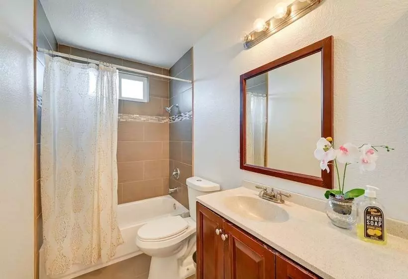 Spring Valley Family Home: 13 Mi To San Diego!