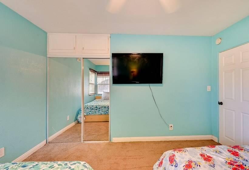 Spring Valley Family Home: 13 Mi To San Diego!