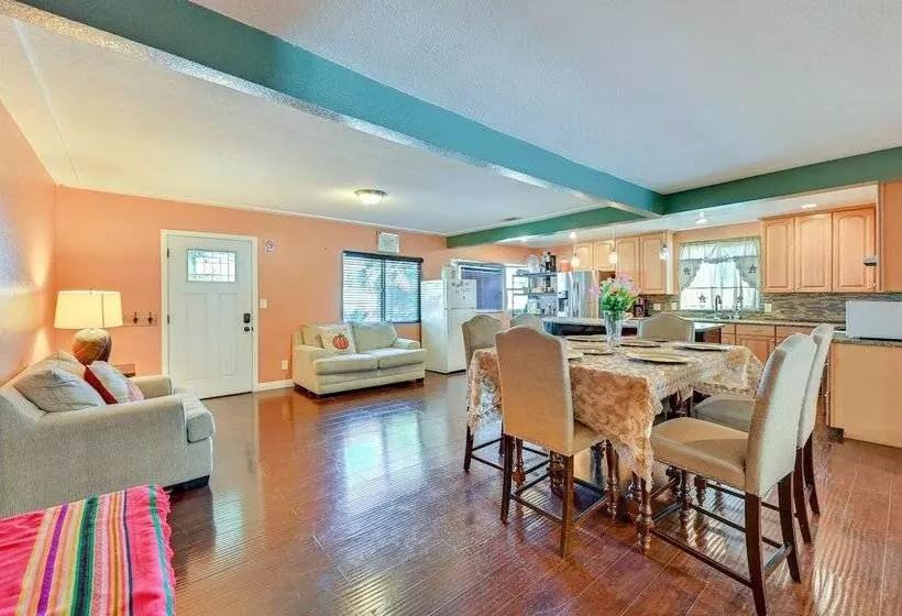 Spring Valley Family Home: 13 Mi To San Diego!