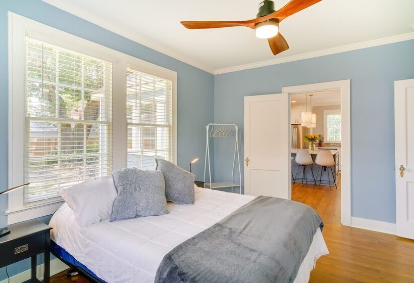 Relaxing Baton Rouge Retreat With Patio!