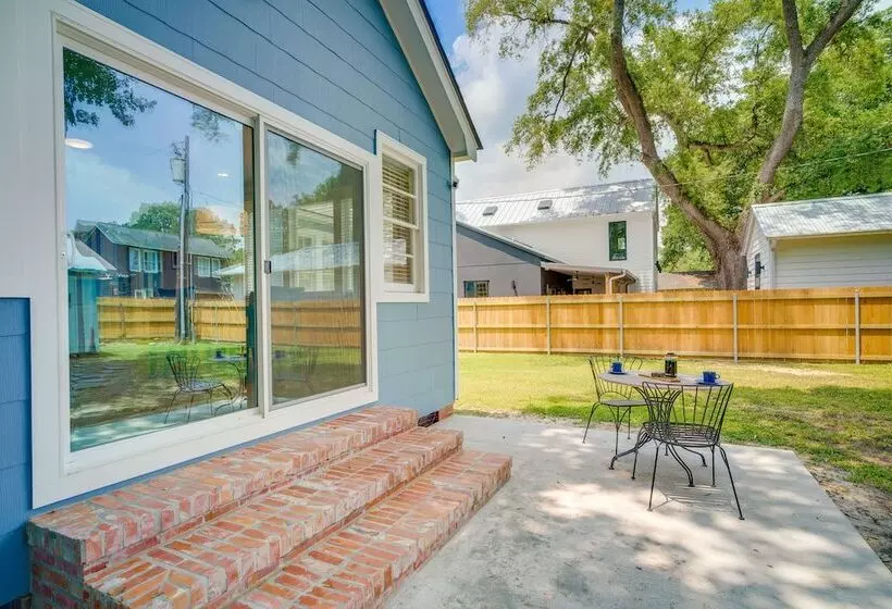 Relaxing Baton Rouge Retreat With Patio!