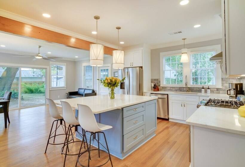 Relaxing Baton Rouge Retreat With Patio!