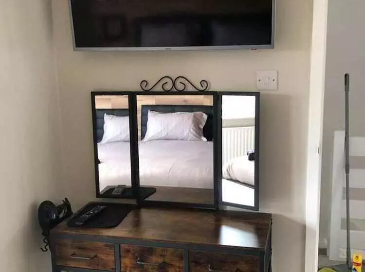 Residenssi Luxury House In Camber Sand, Beach Is 2min Walk !!