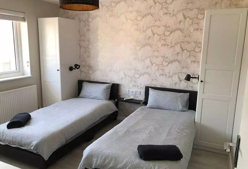 Residenssi Luxury House In Camber Sand, Beach Is 2min Walk !!