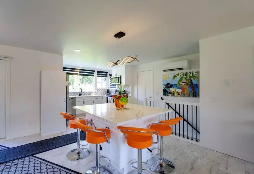 Rustic Retreat In Spokane Valley W/ Cozy Fireplace