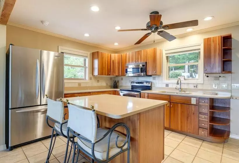 Eagle Rock Gem On Table Rock Lake W/ Decks & Grill