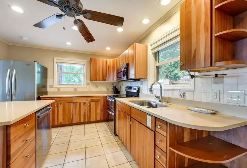 Eagle Rock Gem On Table Rock Lake W/ Decks & Grill