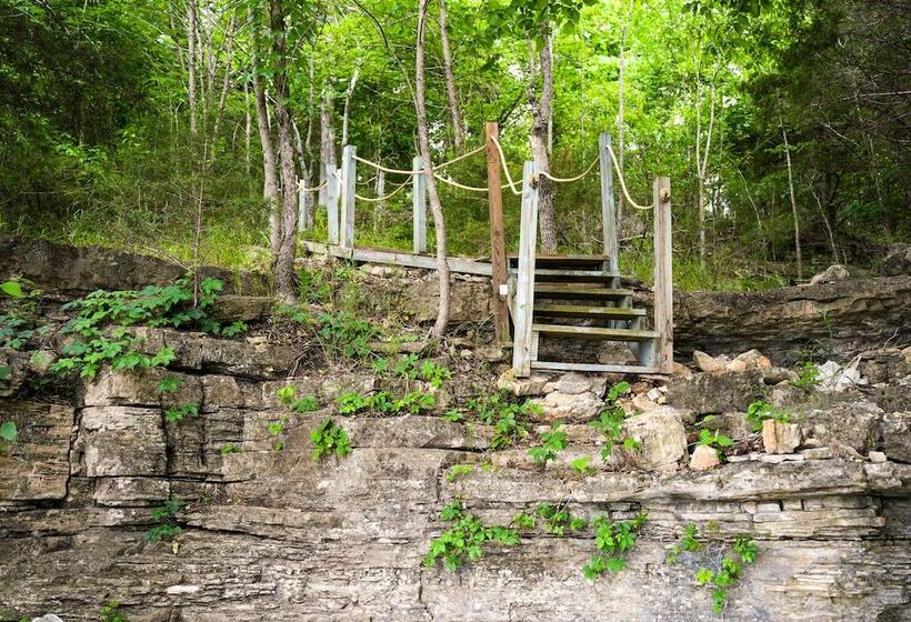 Eagle Rock Gem On Table Rock Lake W/ Decks & Grill
