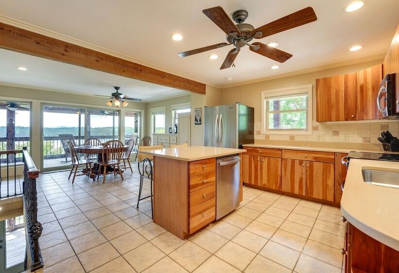 Eagle Rock Gem On Table Rock Lake W/ Decks & Grill