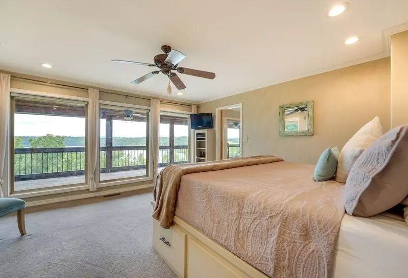 Eagle Rock Gem On Table Rock Lake W/ Decks & Grill