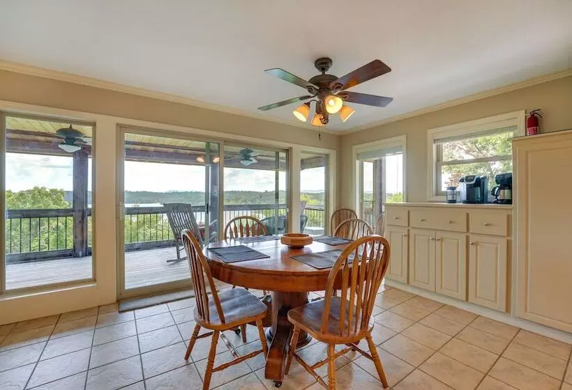 Eagle Rock Gem On Table Rock Lake W/ Decks & Grill
