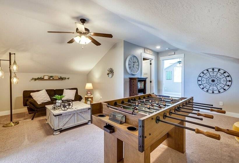 Secluded Home Near Hiking + Downtown Cedar City!