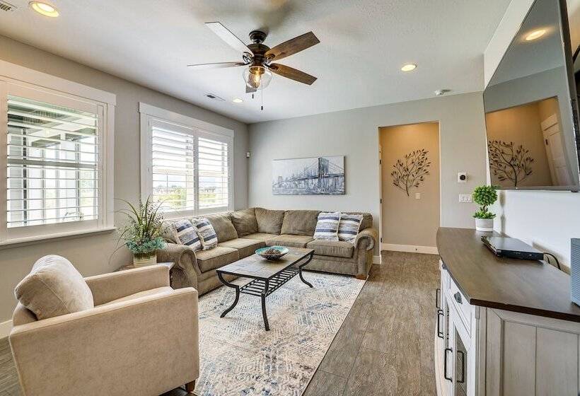 Secluded Home Near Hiking + Downtown Cedar City!