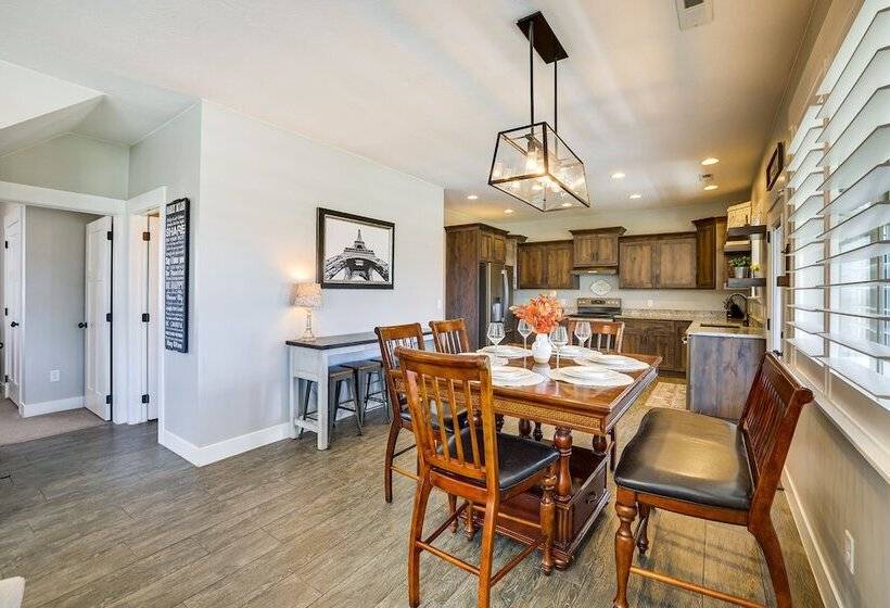 Secluded Home Near Hiking + Downtown Cedar City!