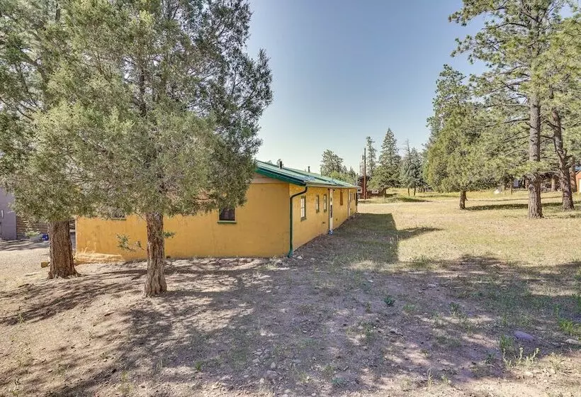 Secluded Stonewall Cabin W/ Mountain View!
