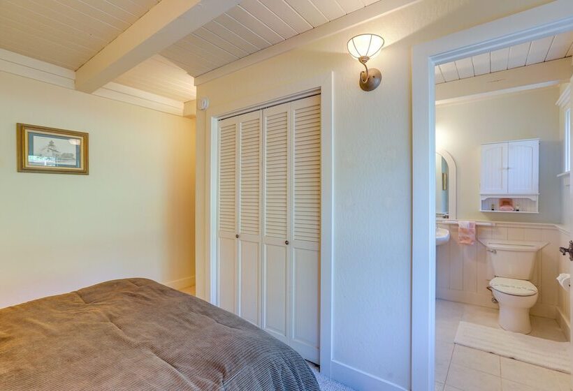 Spacious Tahoe City Retreat < 2 Mi To Lake Tahoe!