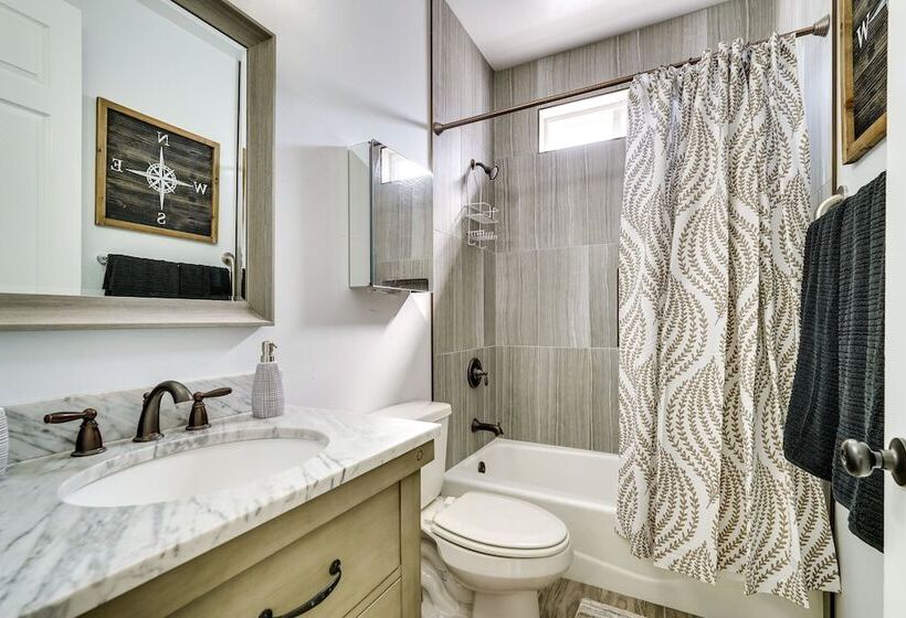 Sun Kissed Lake Havasu City Oasis W/ Private Pool