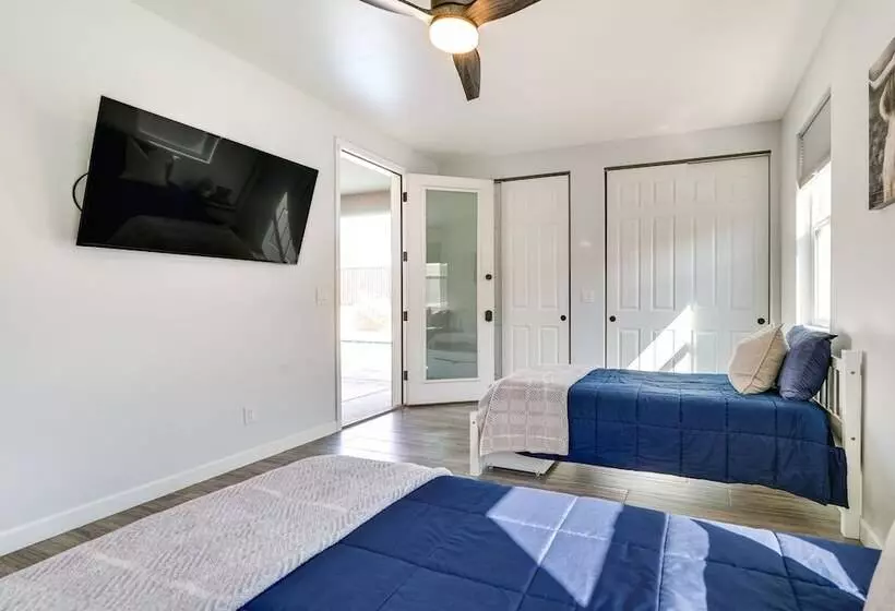 Sun Kissed Lake Havasu City Oasis W/ Private Pool