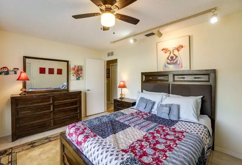 Near Busch Gardens: Sunny Florida Retreat W/ Pool!